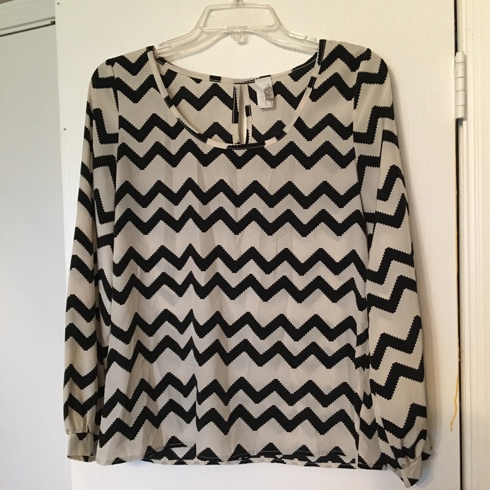 Black and white chevron blouse