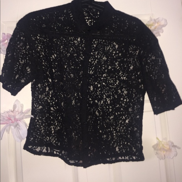 Lace crop black top - Picture 2 of 4