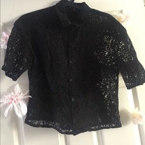 Lace crop black top