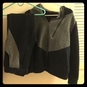 ⭐️LAST CHANCE⭐️ 2-piece Hoodie and Sweatpants Set