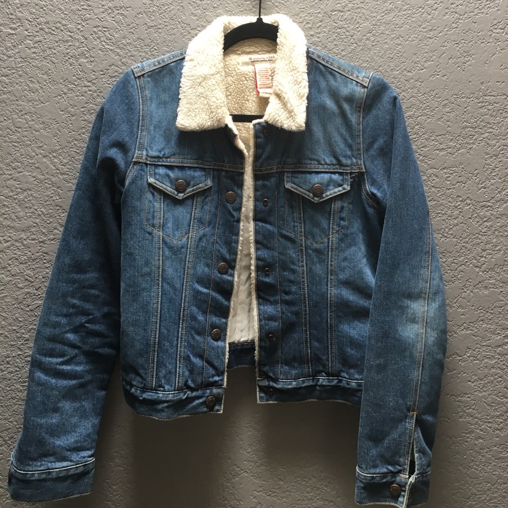 Abercrombie & Fitch Jean Trucker Jacket