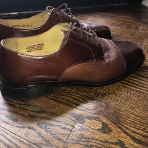 Men's dress shoes