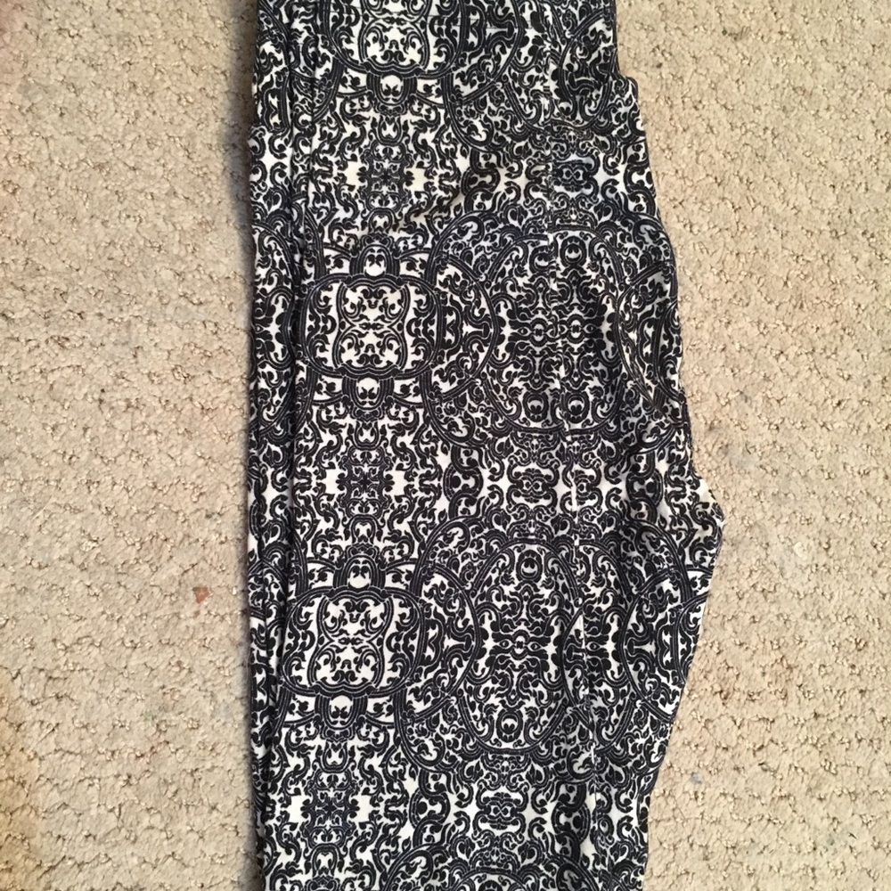 LuLaRoe One Size Leggings
