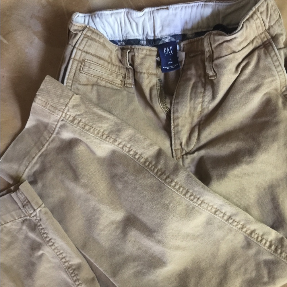Boys Gap khaki pants size 7
