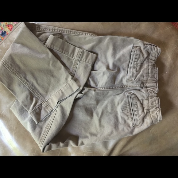 Boys Gap khaki pants size 7 - Picture 2 of 2