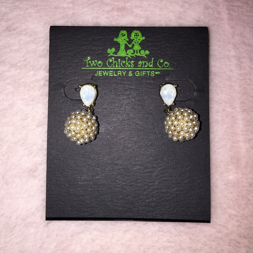 💓Brand new everyday earrings!!