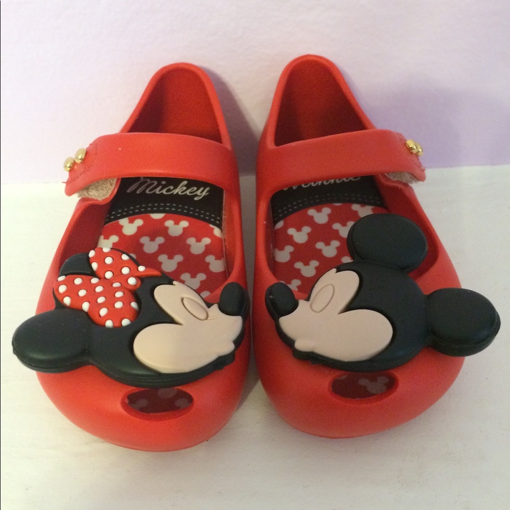 Size 5 Disney twins Mini Melissa (SOLD)