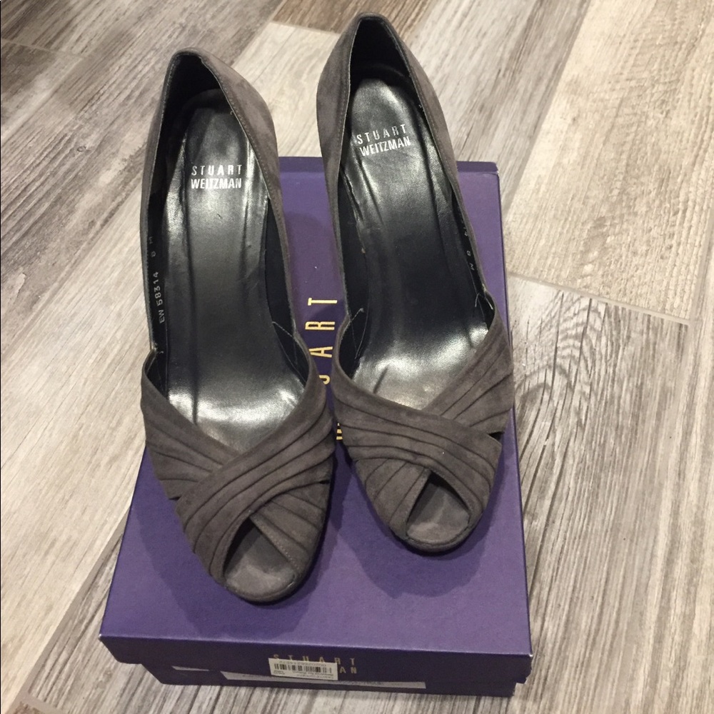 Stuart Weitzman sz 8 charcoal peep toe high heels