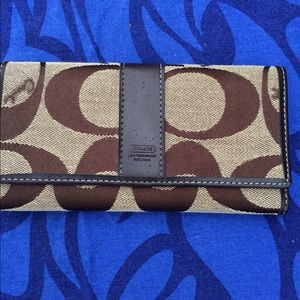 NWOT Coach Wallet & Checkbook Cover