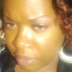 Meet your Posher, Carla