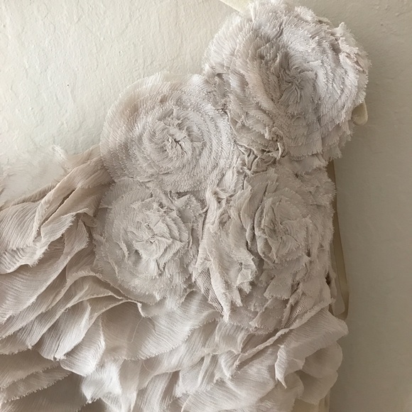 beautiful one shoulder layered dress silk material - Picture 3 of 8