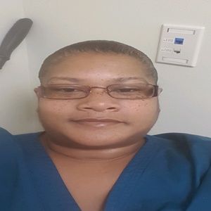 Meet your Posher, Pamela