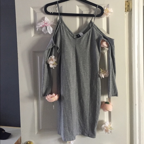 Gray midi dress - Picture 2 of 3