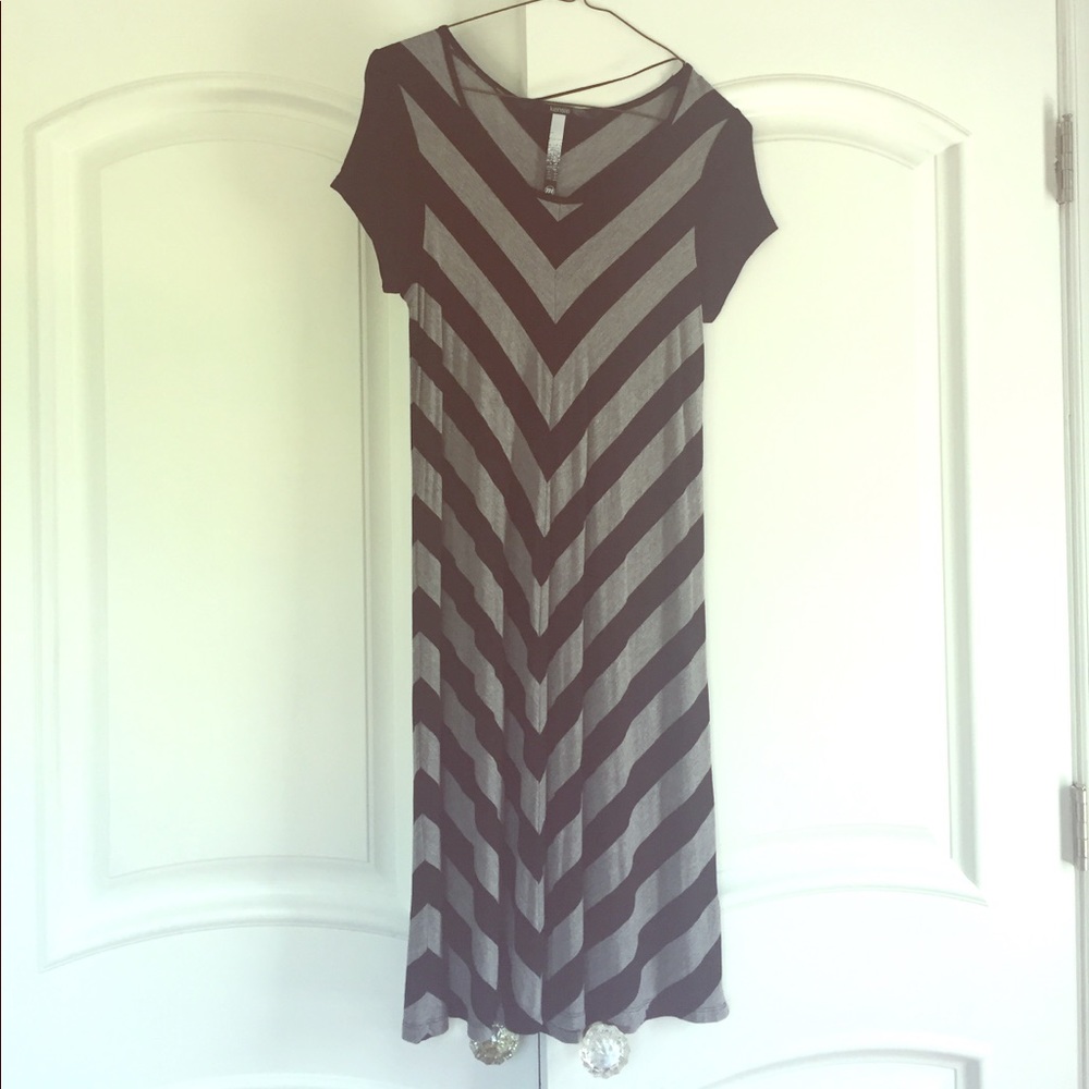T shirt dress , black and heather grey