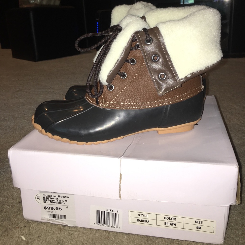 Tundra Duck Boots!!