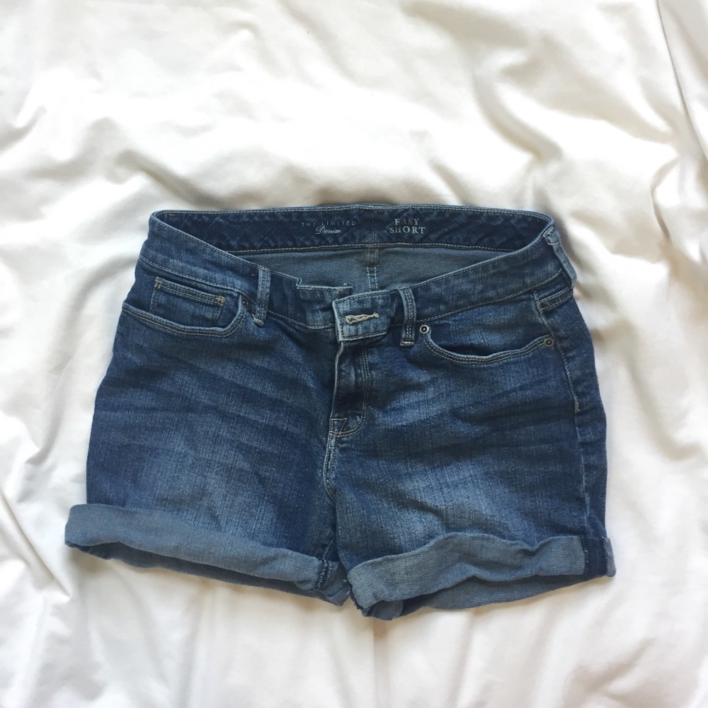 Limited Midi Shorts rolled