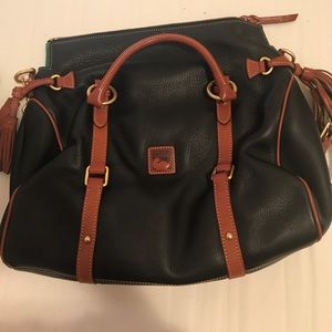 Dooney & bourke bag