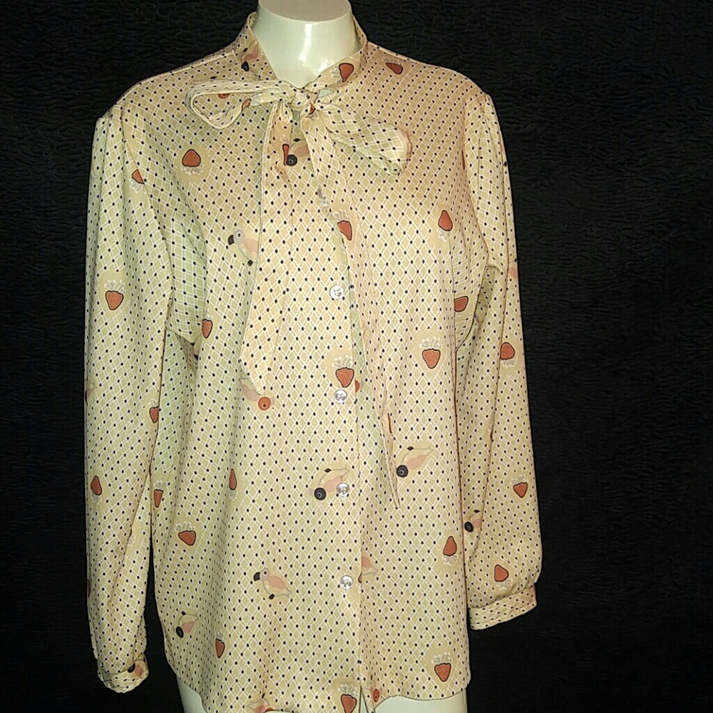 Vintage Whimsical Polyester Blouse Fun 🌟⭐