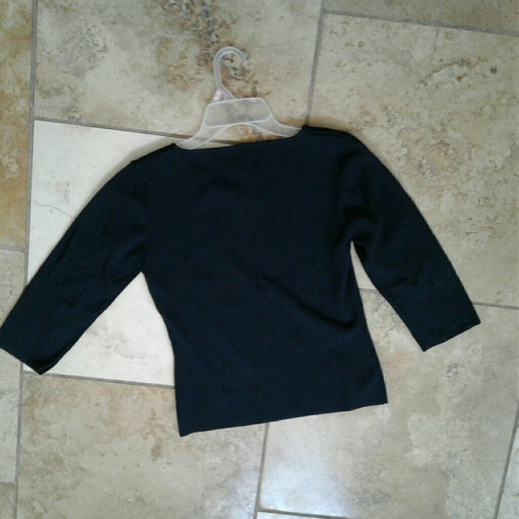 Woman's Sweater/ Top - Picture 5 of 7