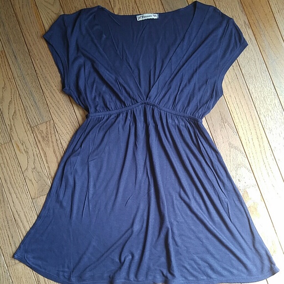 ♦ 3 for $15 Navy Deep V Top - Picture 3 of 5