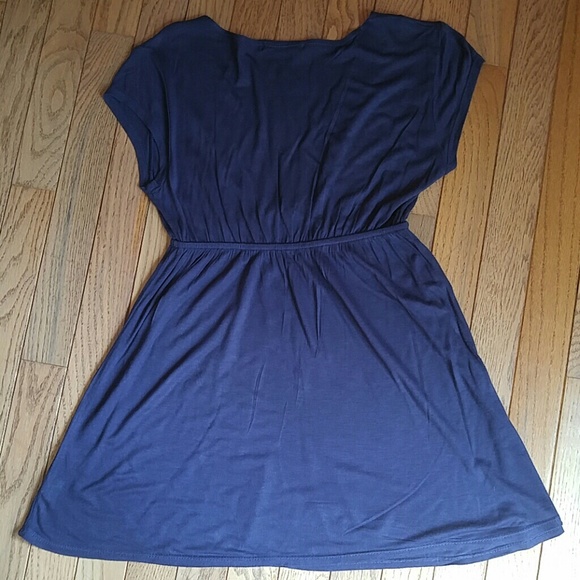 ♦ 3 for $15 Navy Deep V Top - Picture 5 of 5