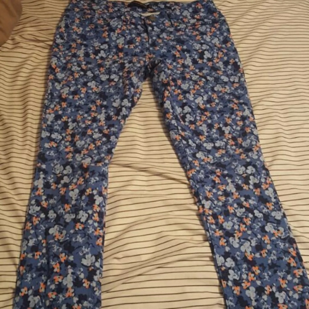 Levi's