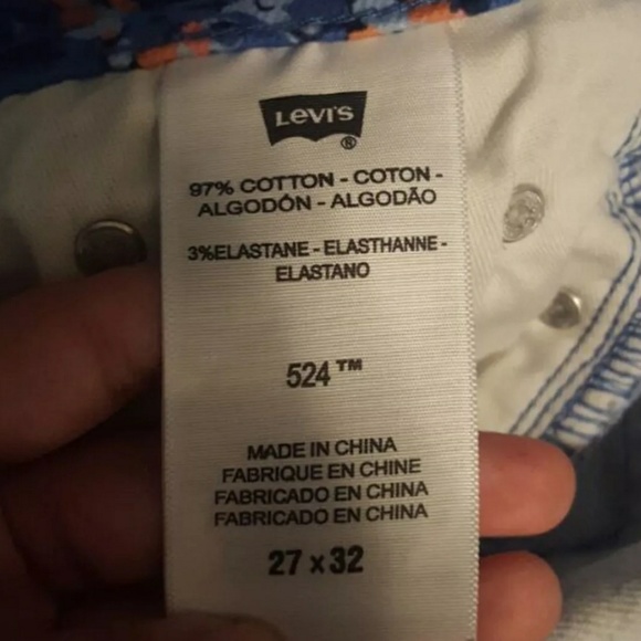 Levi's - Picture 3 of 3