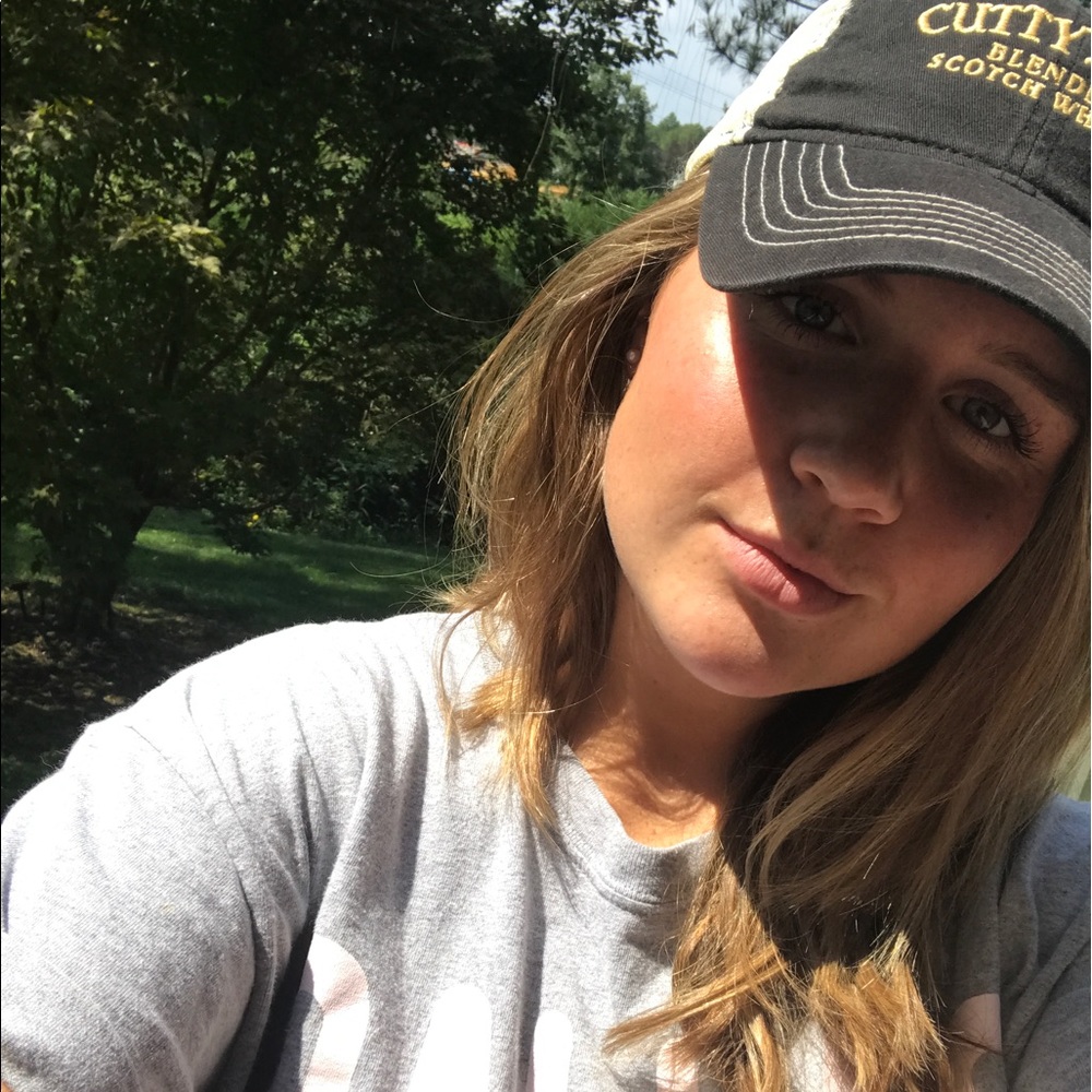 Meet your Posher, Katie