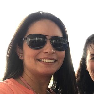 Meet your Posher, April