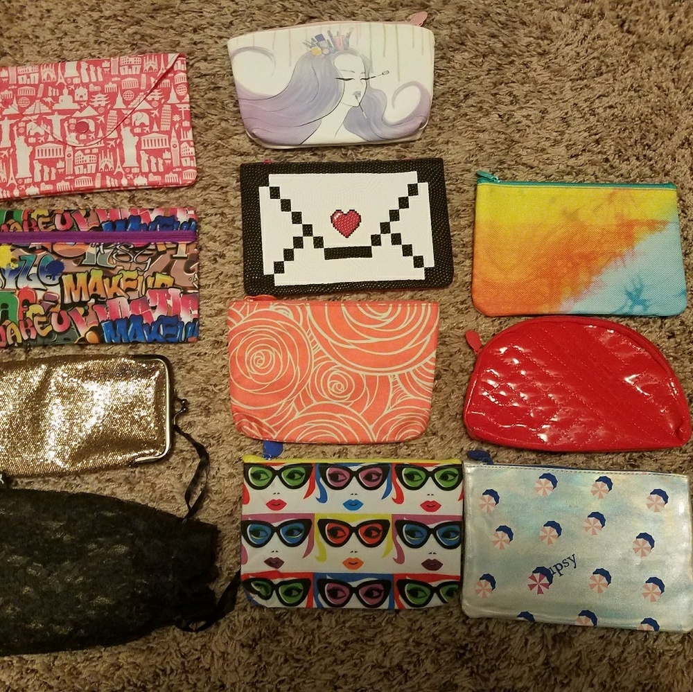 11 MAKE UP BAGS FROM IPSY/NYX/BOUX