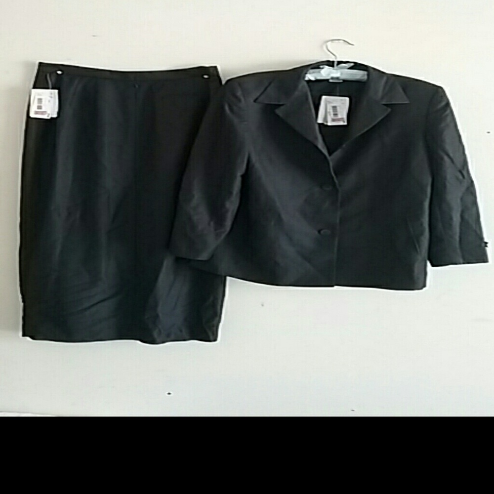 Womens skirtsuit career 2-pc business suit