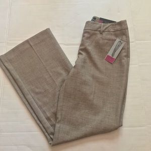 SALE ❤️ NWT Apt 9 Size 6 Curvy Fit Trouser Pants!
