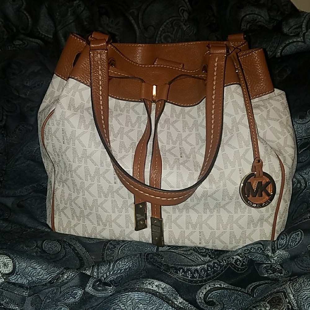 Michael Kors purse