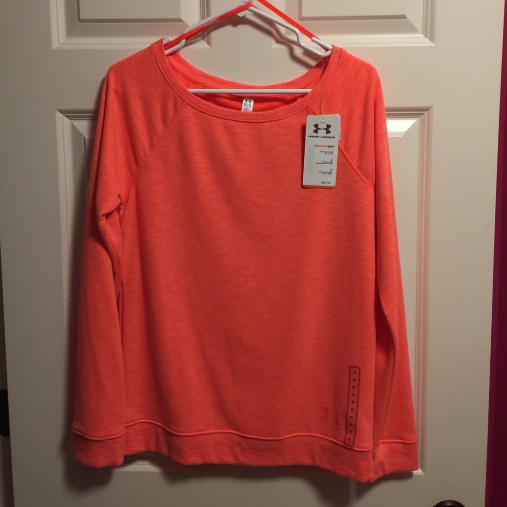 Fitted compression Under Armour sweatshirt