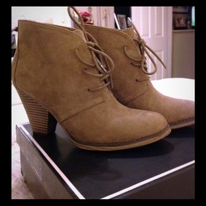 MIA ankle lace up boots, size 6.5