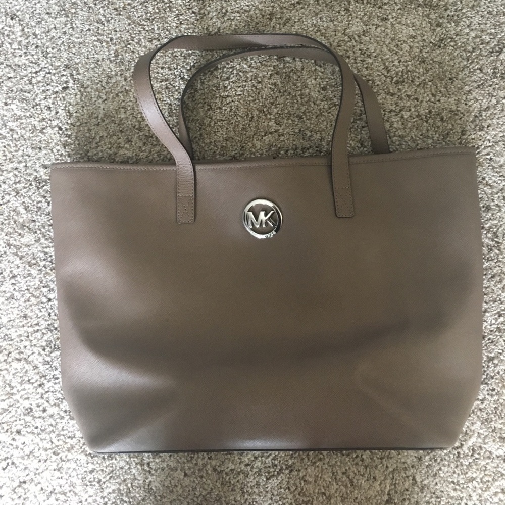 Michael Kors bag