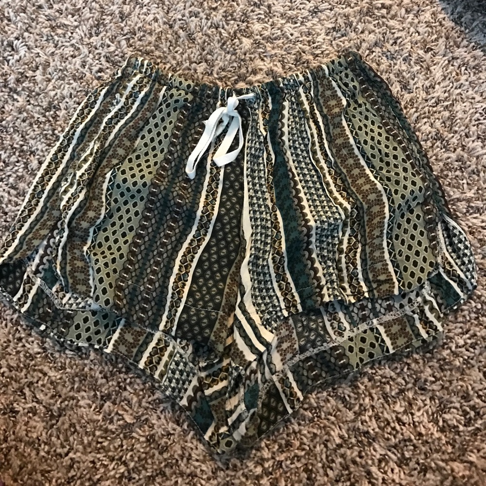 Brandy Melville shorts