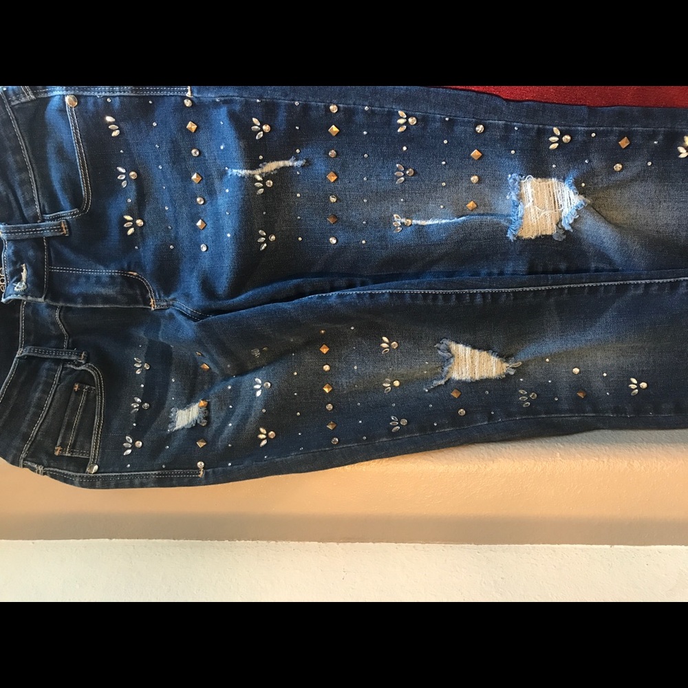 Gorgeous BEBE jeans .