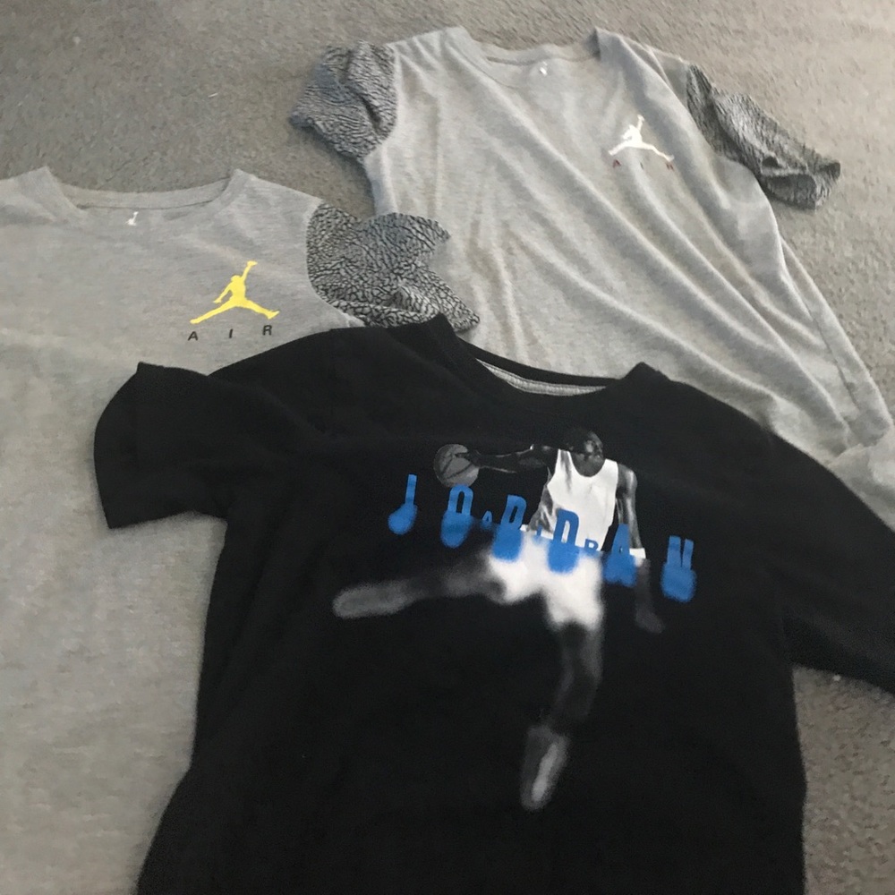 Three Nike Shirts. Boys. Large
