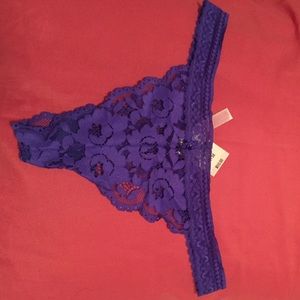 Victoria's Secret Pink thong
