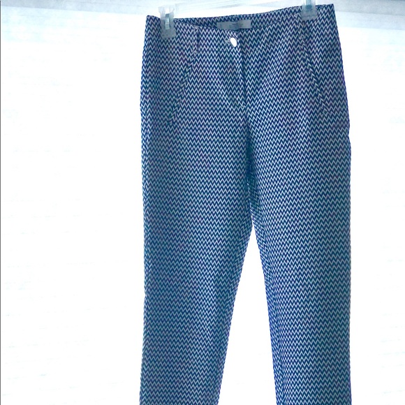 Mango Branded, Chevron-Design Crop Pants ❤️ - Picture 1 of 2