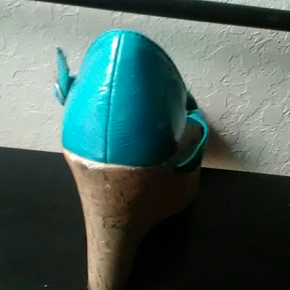 Blue wedges - Picture 4 of 4