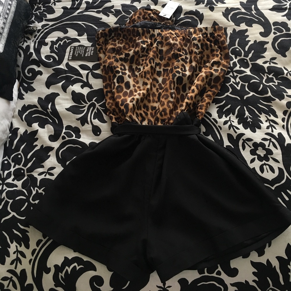 Express Romper - Picture 3 of 3