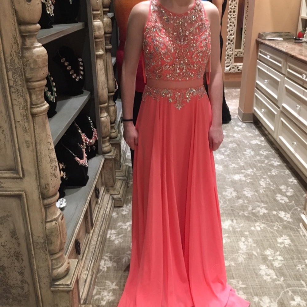 Coral one piece formal dress - Picture 7 of 8