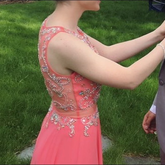 Coral one piece formal dress - Picture 3 of 8