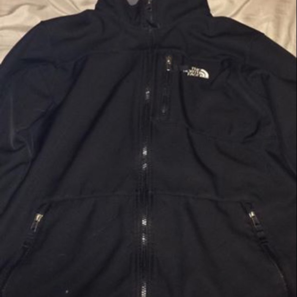 Black north face jacket