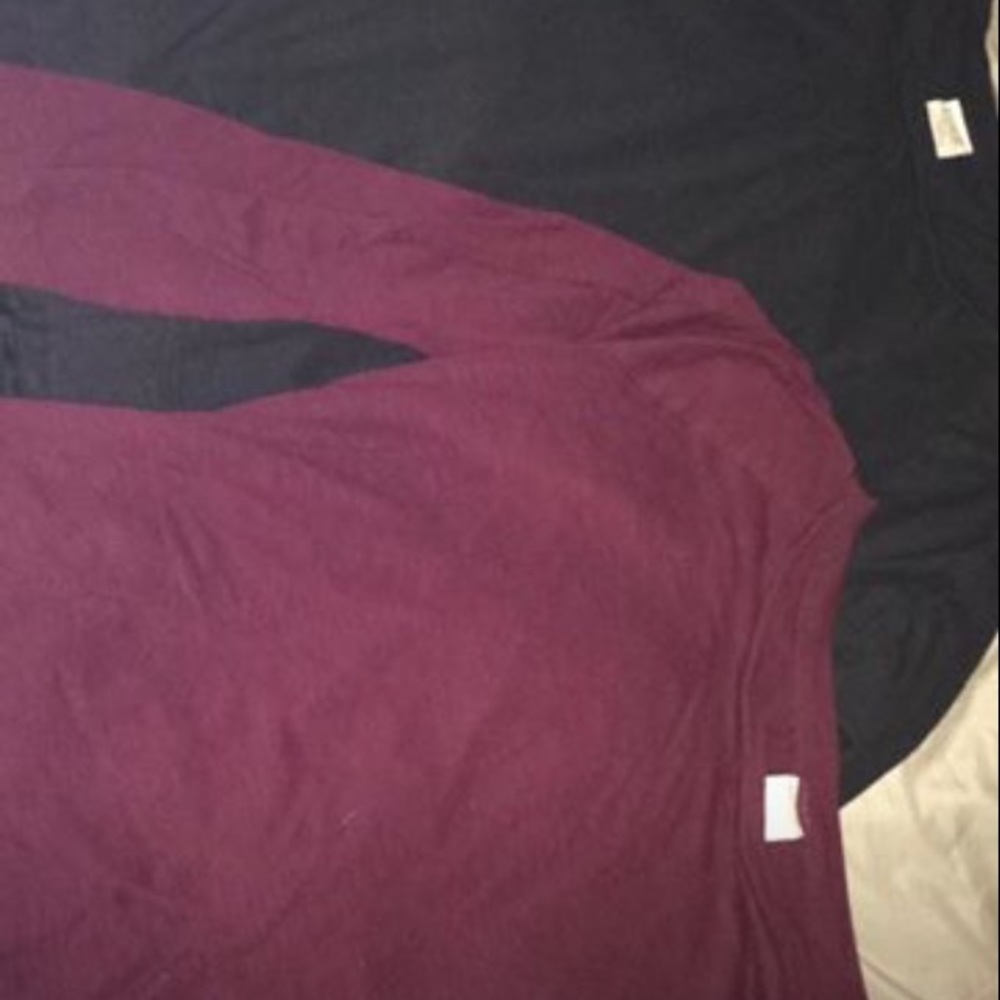 2 Victoria Secret sleep shirts - Picture 1 of 2