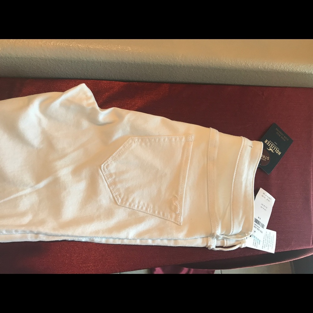 NWT Jeans SOLD