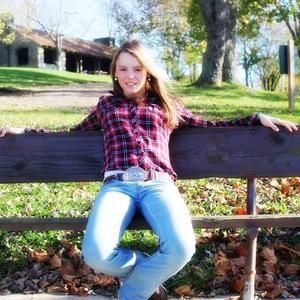 Meet your Posher, Desiree