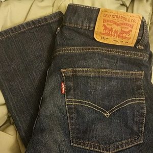 Levis